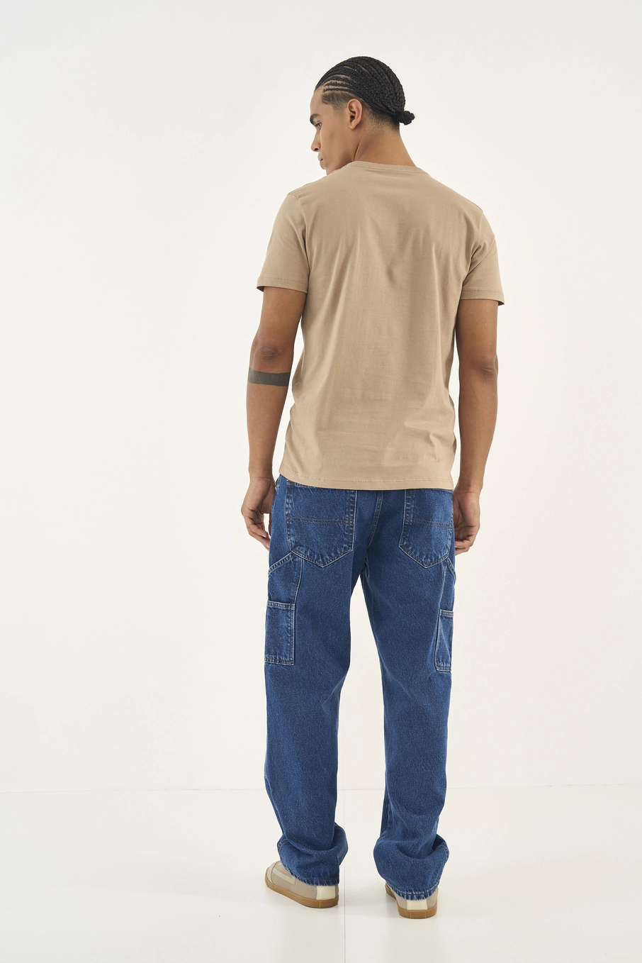 Camiseta Slim Com Estampa Frontal Bege