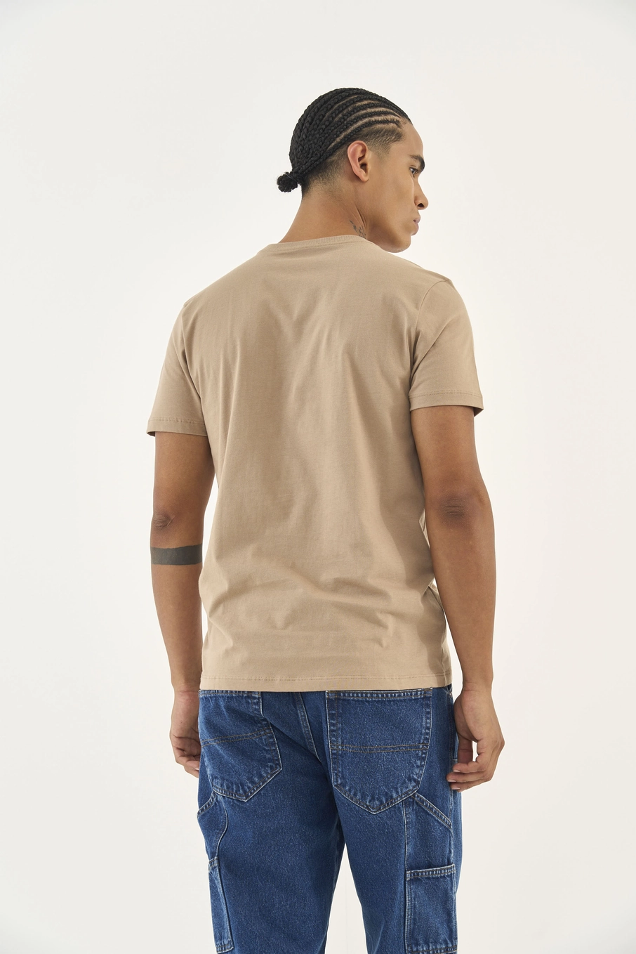 Camiseta Slim Com Estampa Frontal Bege