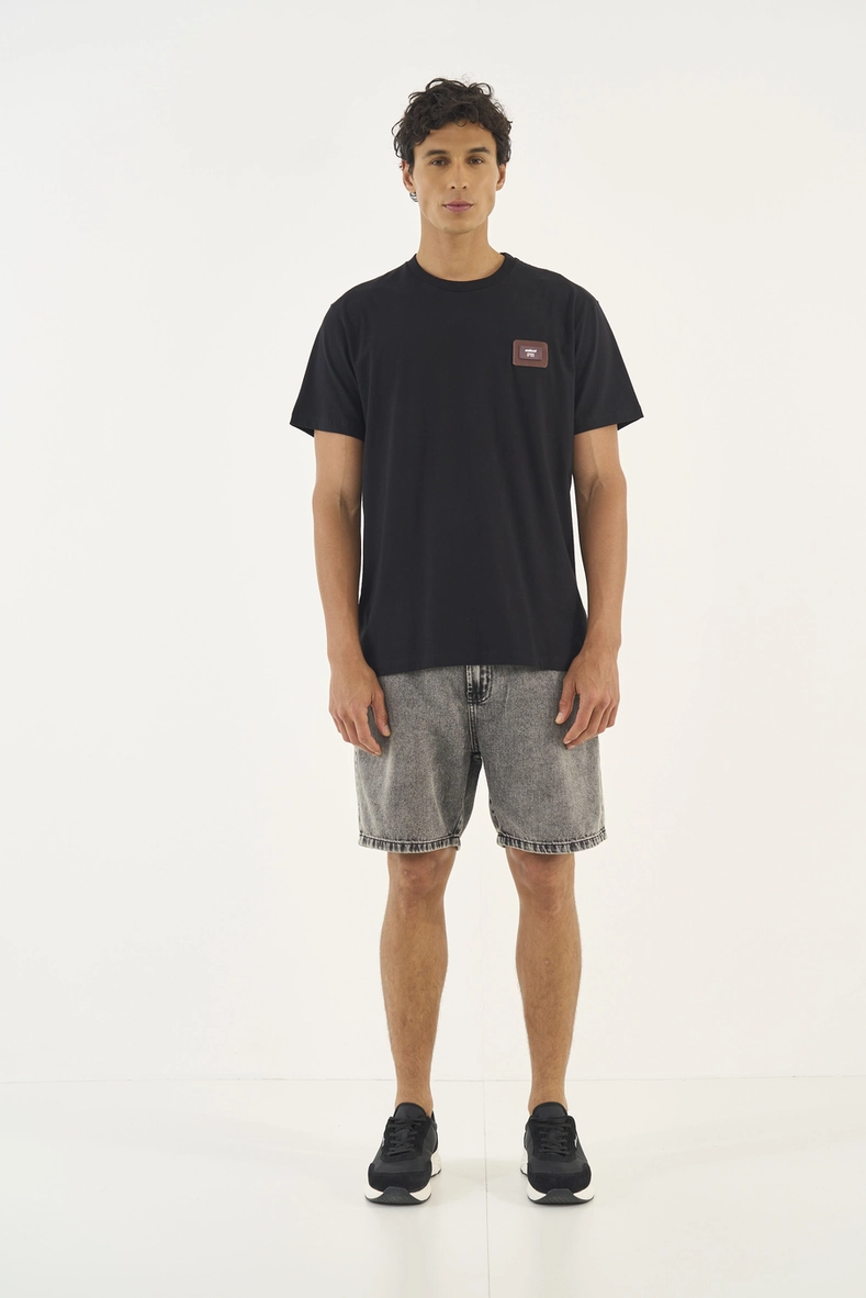 Camiseta Comfort Placa Com Logo