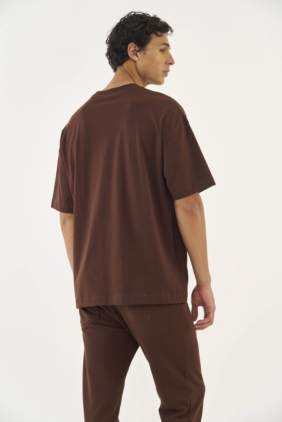 Camiseta Slim Com Logo Bordada Marrom
