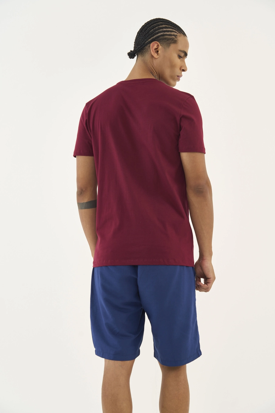 Camiseta Com Estampa Frontal Bordô