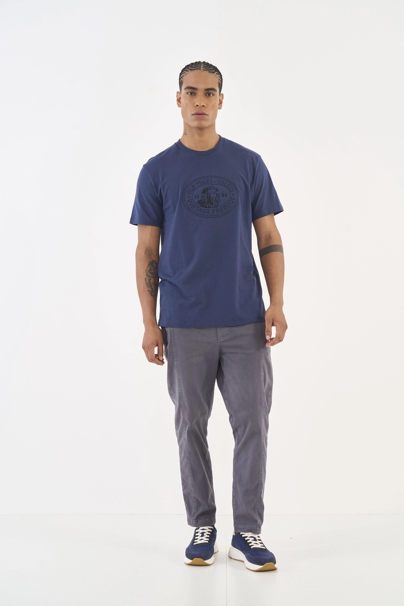 Camiseta Slim Com Bordado