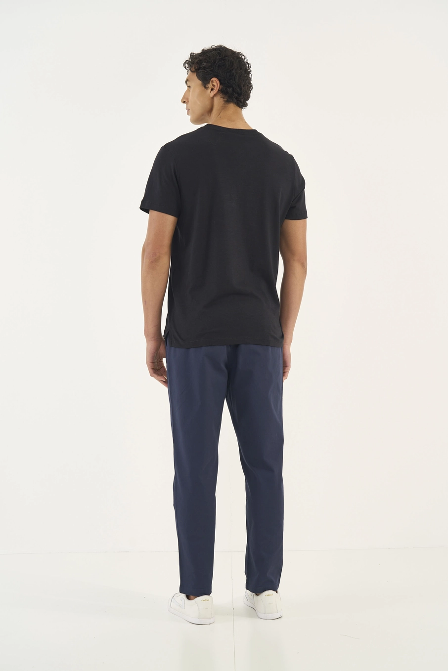 Camiseta Masculina Slim Com Linho Preto