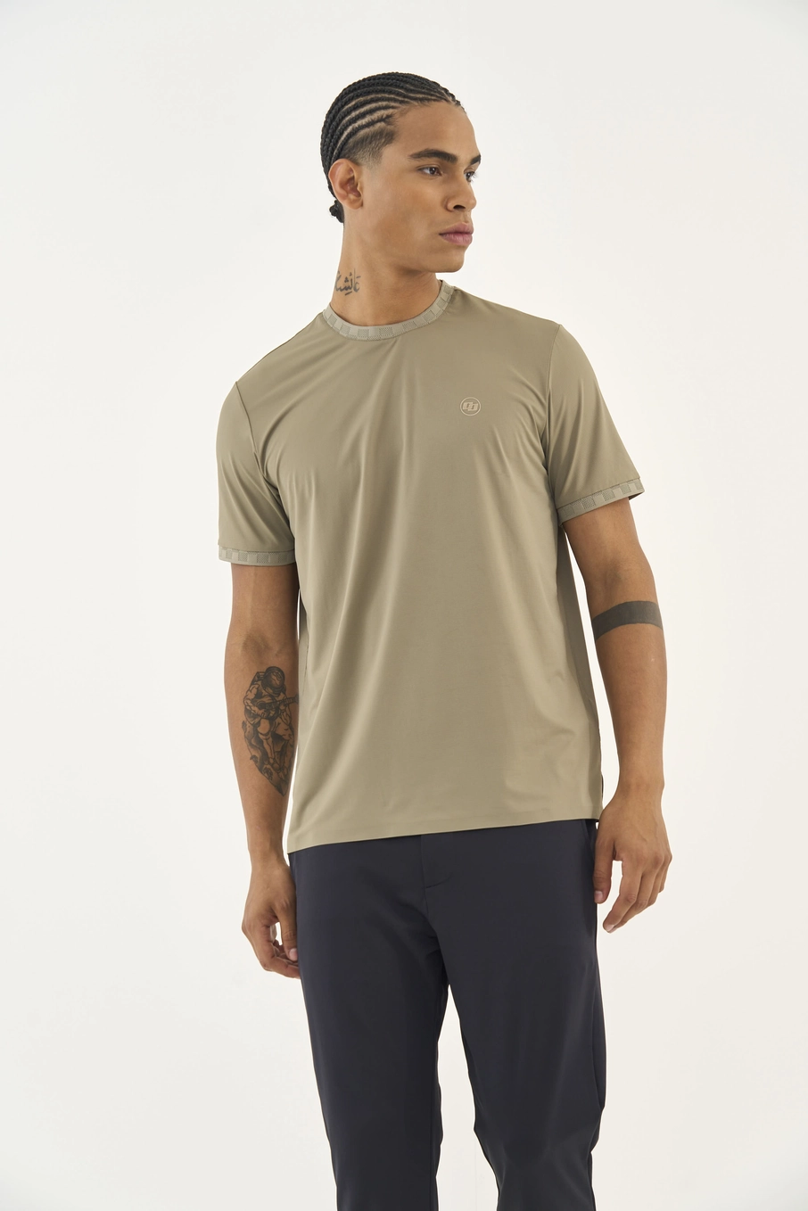 Camiseta Slim Masculina Bege