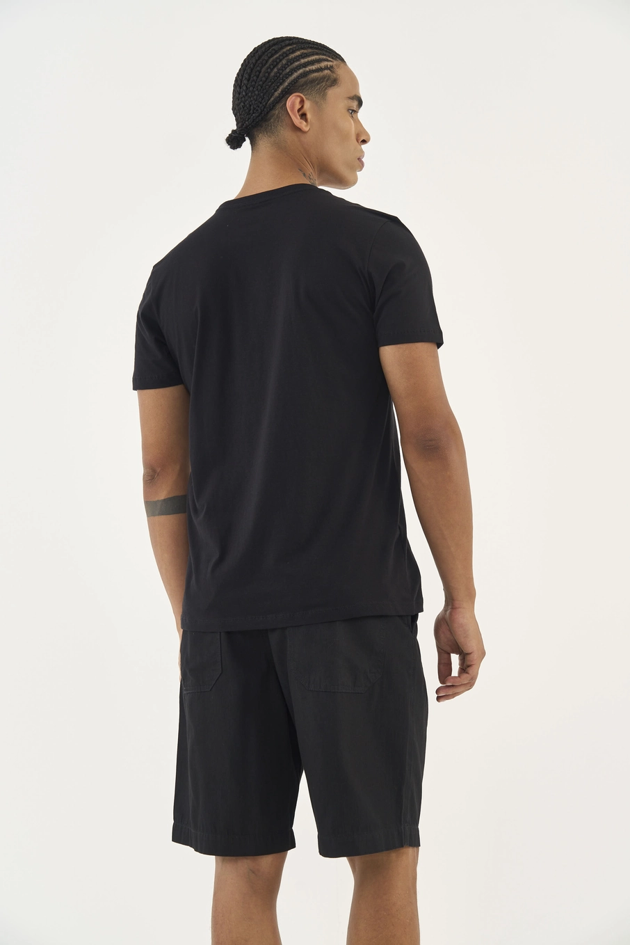 Camiseta Slim Com Detalhe Em Estampa Minimalista Preto