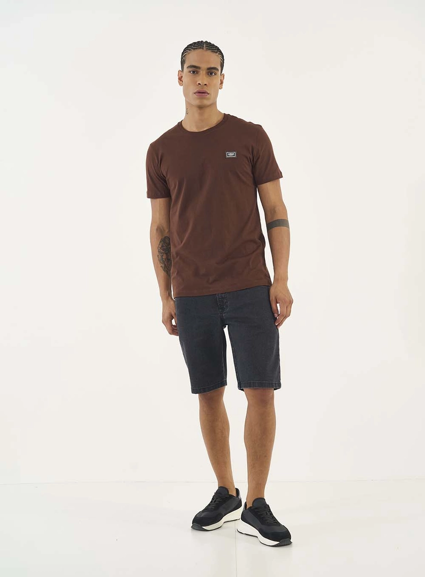 Camiseta Comfy Placa Com Logo