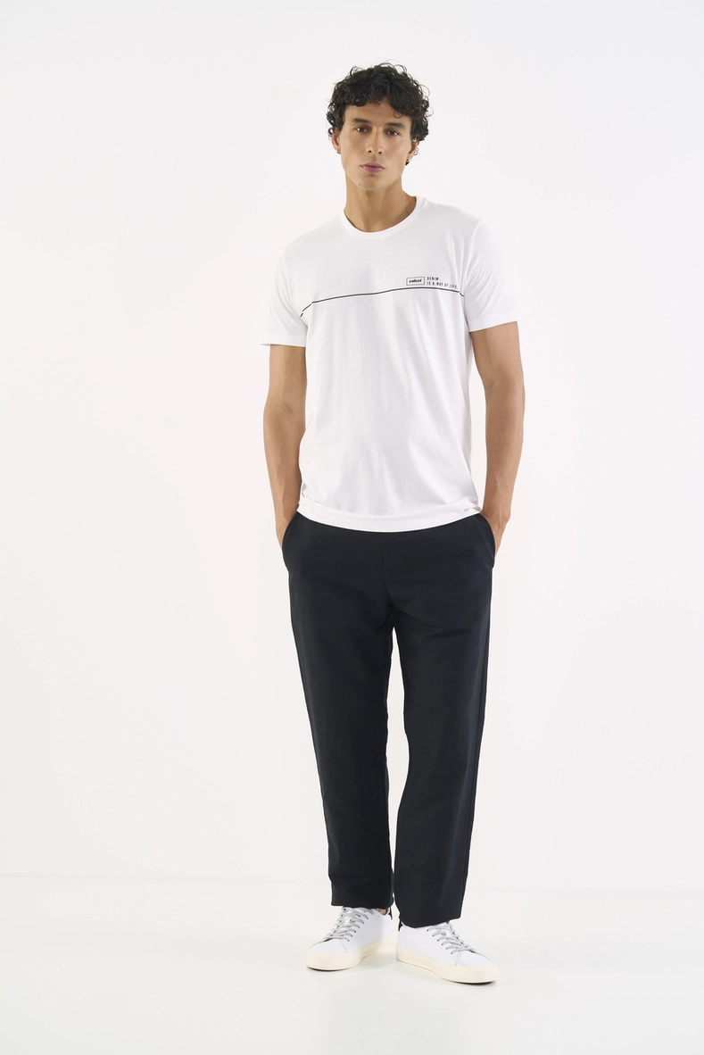 Camiseta Masculina Slim Com Detalhe Em Estampa