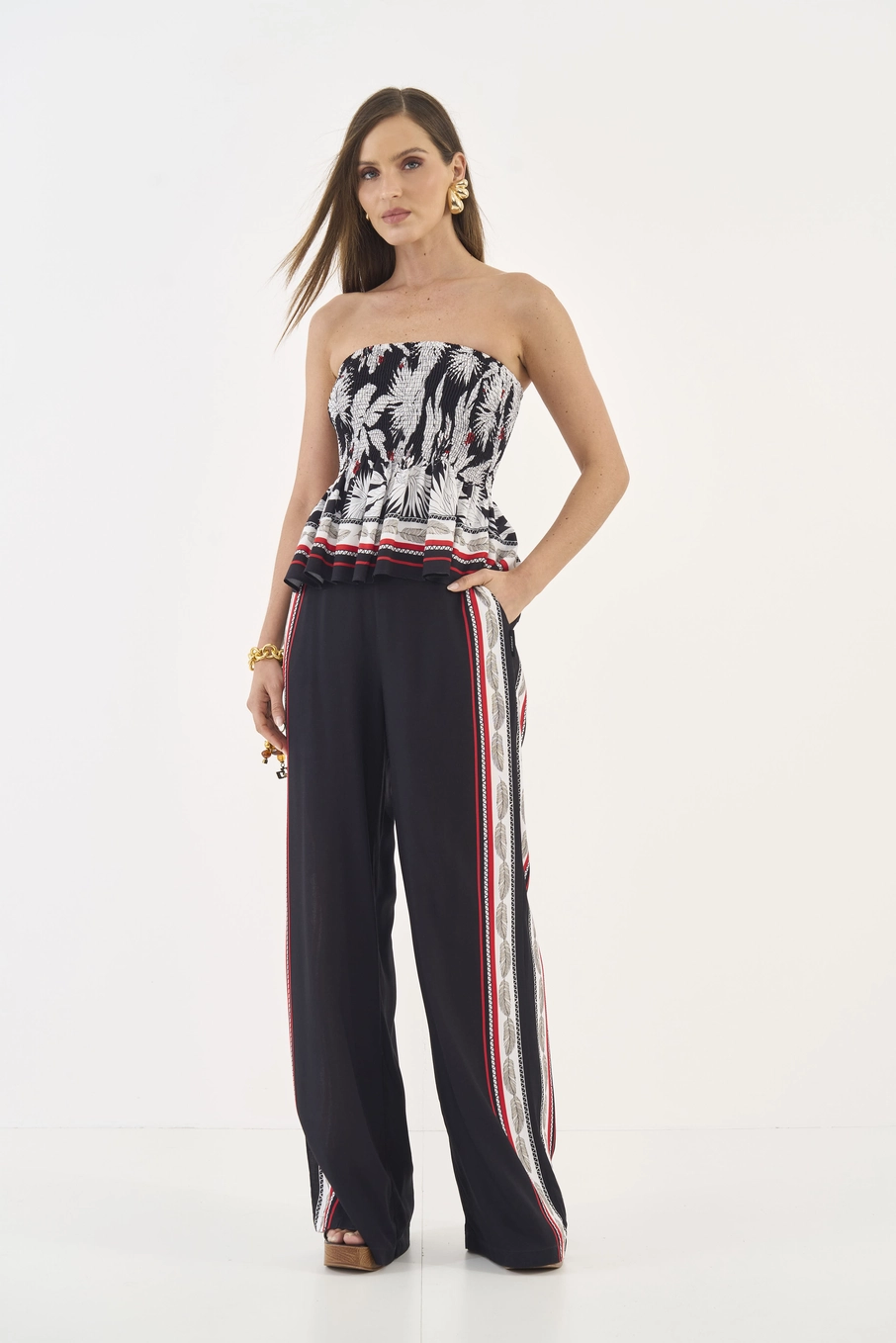 Blusa Estampada Tomara Que Caia Com Lastex Estampados