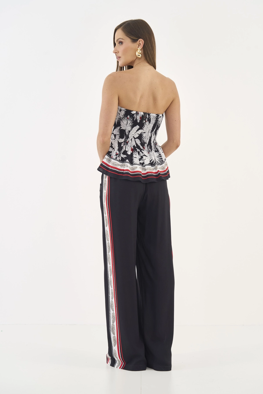 Blusa Estampada Tomara Que Caia Com Lastex Estampados