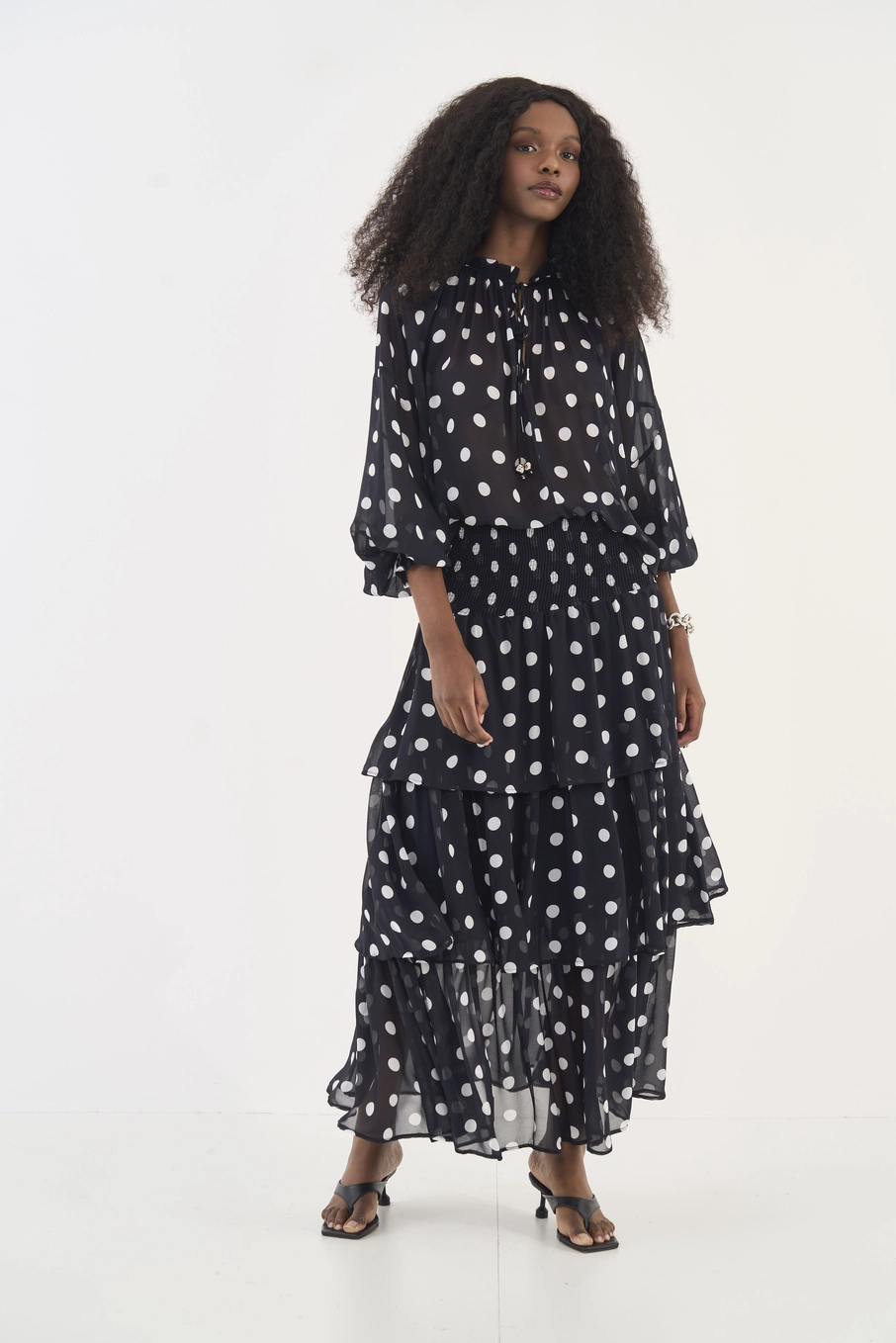 Blusa De Mangas Bufantes Poá Estampados