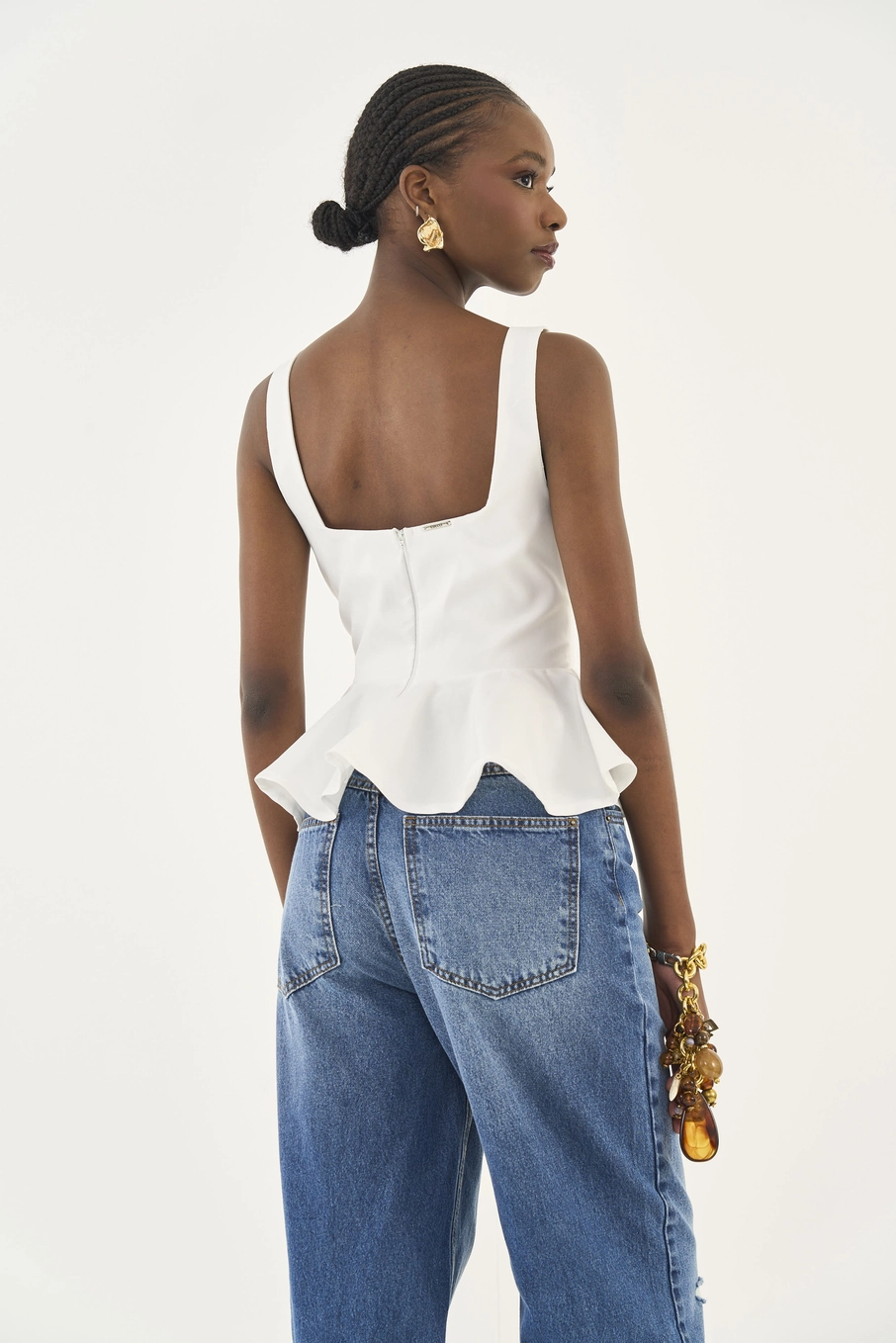 Blusa Slim Ajustada Godê Off Shell