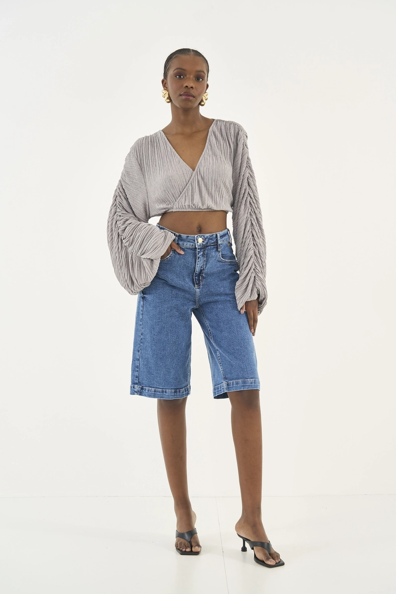 Blusa Cropped Plissada Metalizada