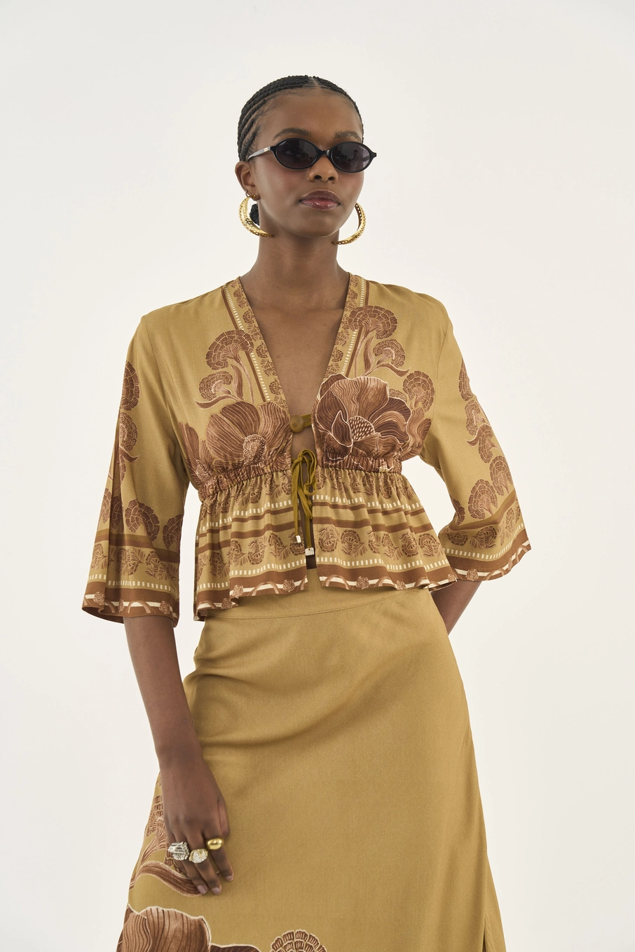Blusa Estampada Acinturada Estampados