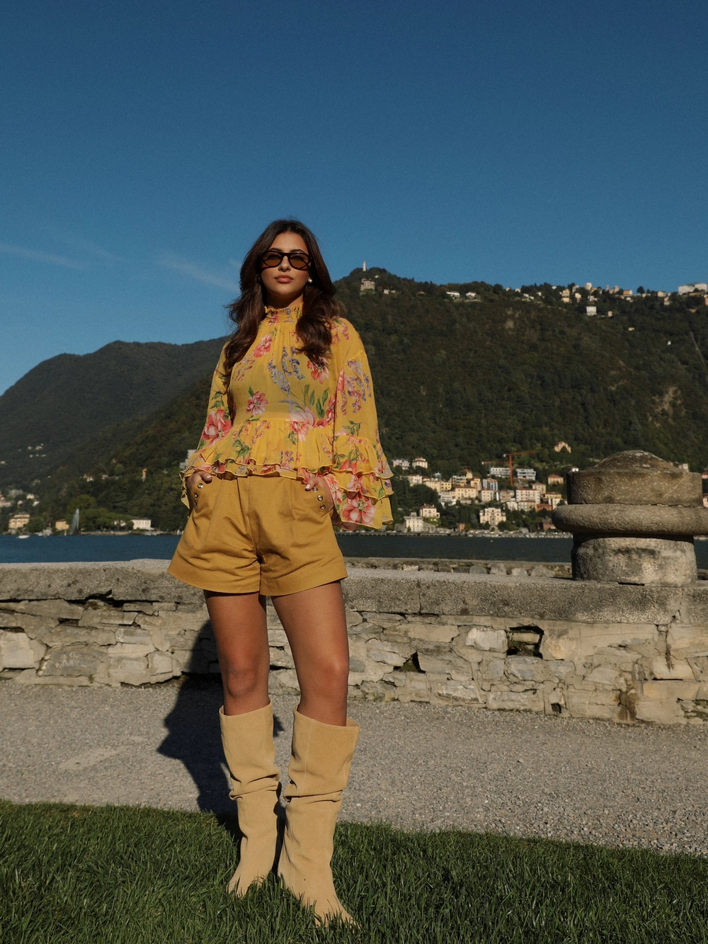 Blusa Estampada Manga Longa Gola Alta Estampados