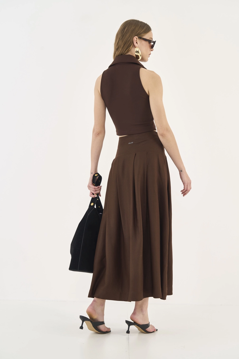 Blusa Encurtada Comfy Marrom