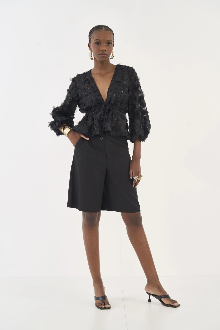 Blusa Comfort Em Tule Com Amarração Preto