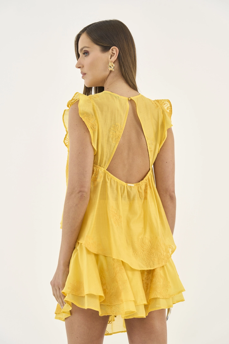 Blusa Com Detalhe Drapeado E Bordado Amarelo