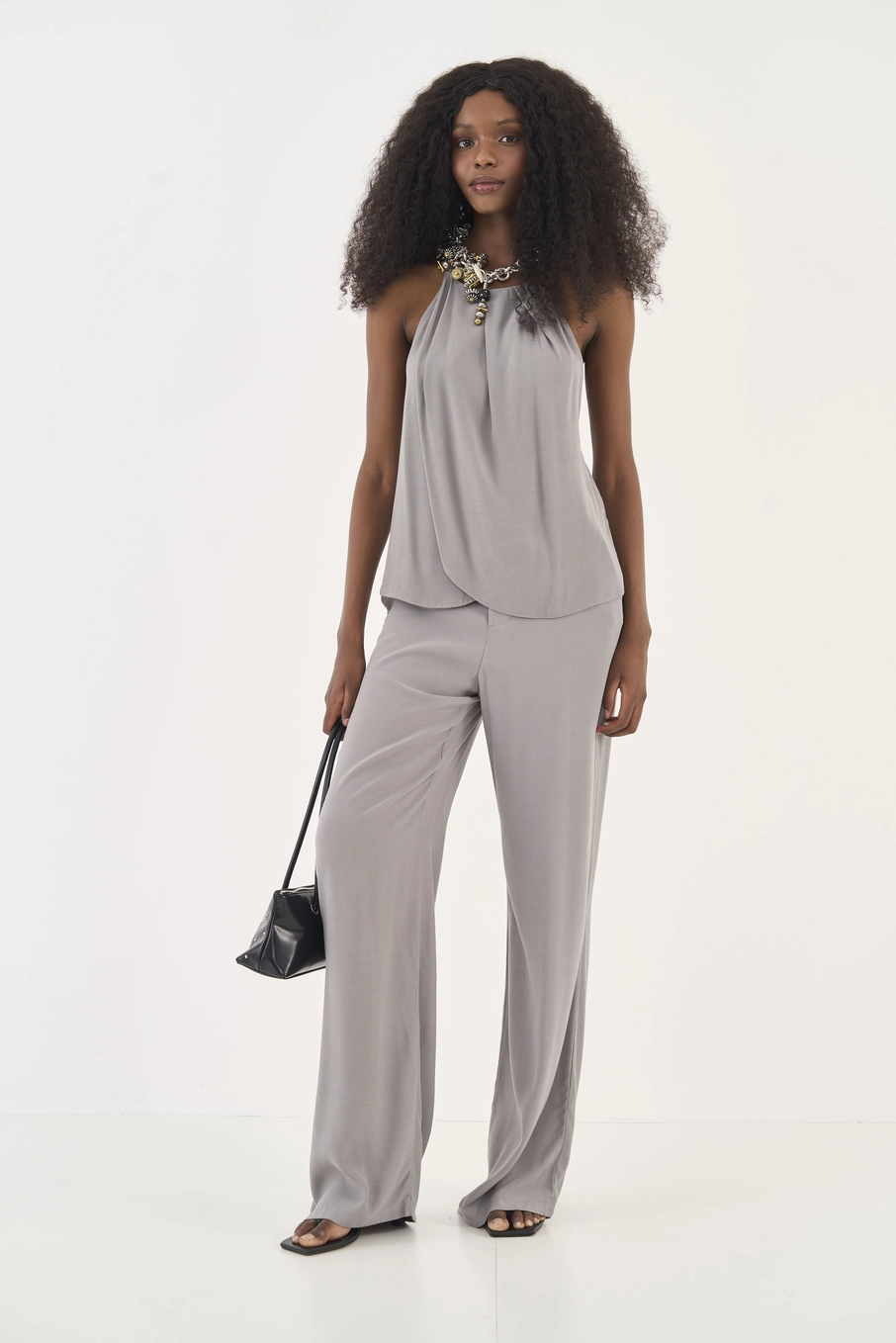 Blusa Solta Com Transpasse Cinza