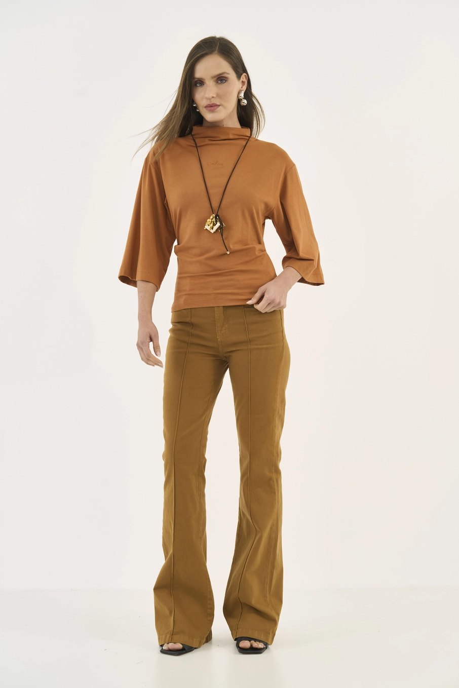 Blusa Loose Mangas Amplas Bege