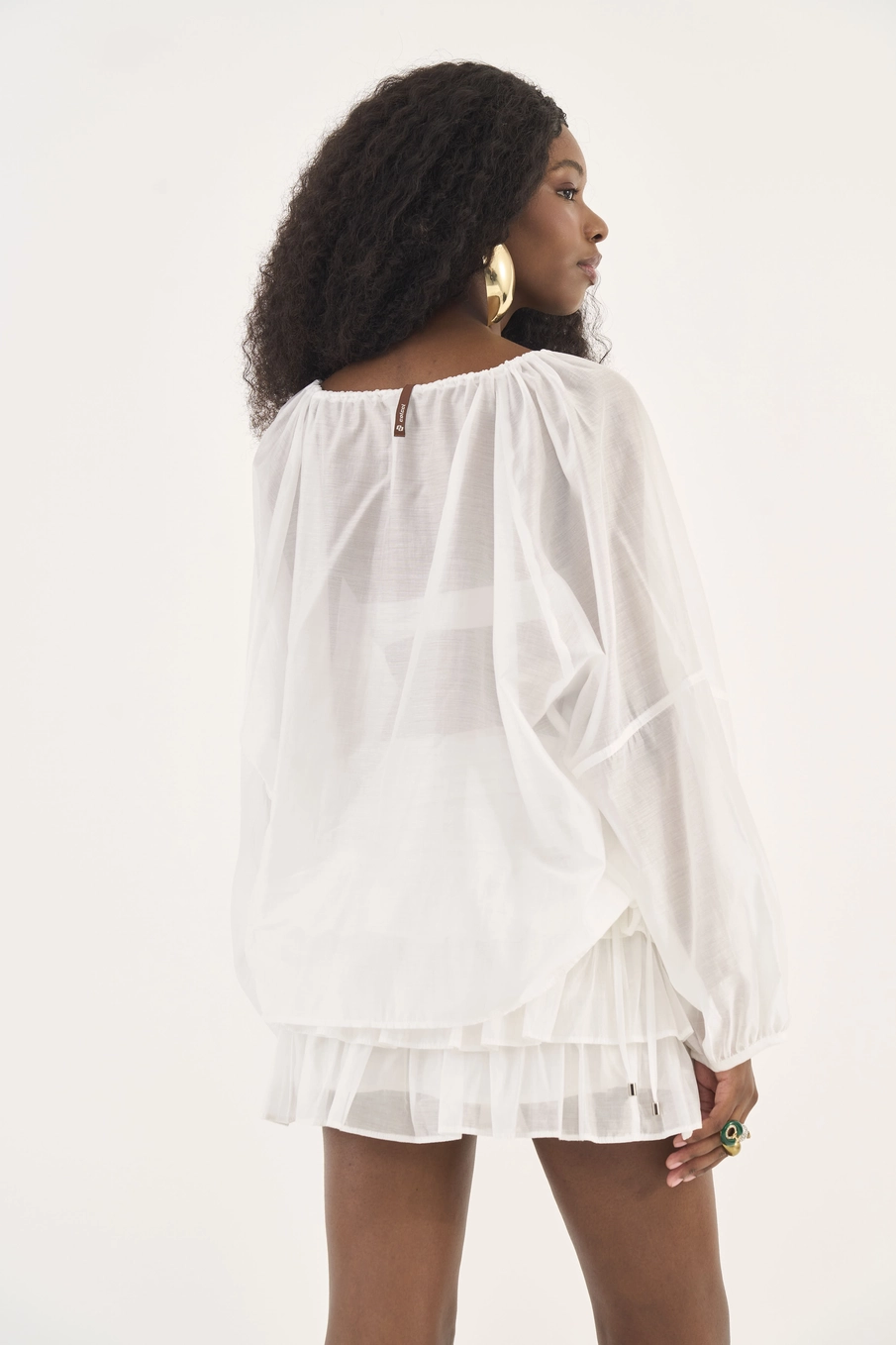 Blusa Loose Liocel Com Mangas Bufantes Off Shell