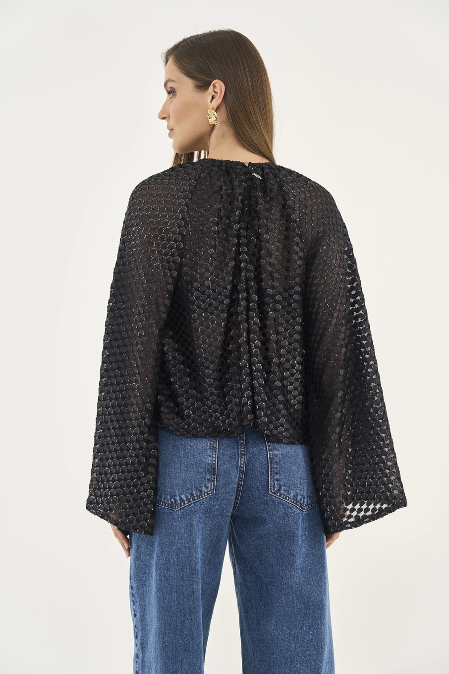 Blusa Metalizada Mangas Amplas Preto
