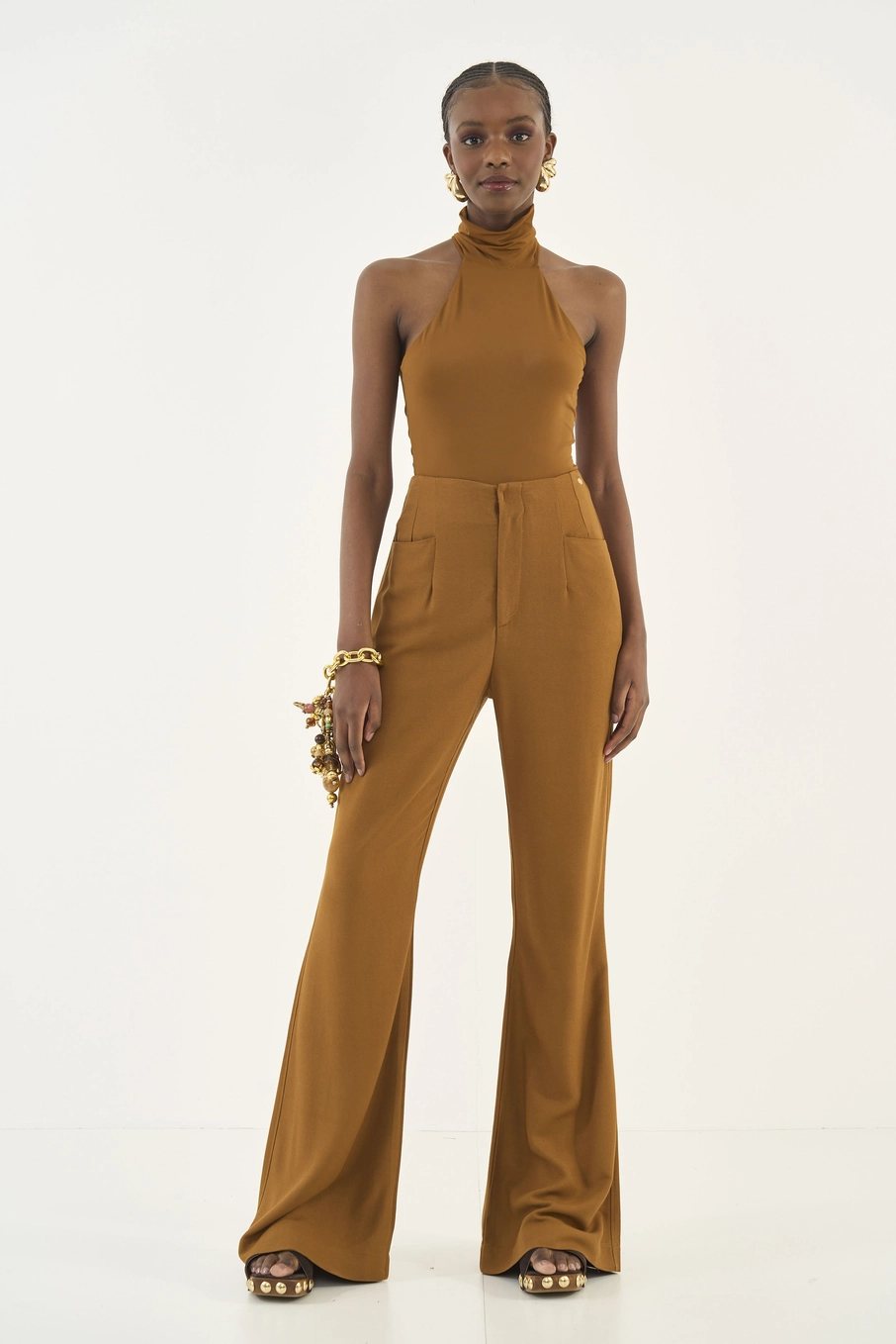Blusa Slim Gola Alta Marrom