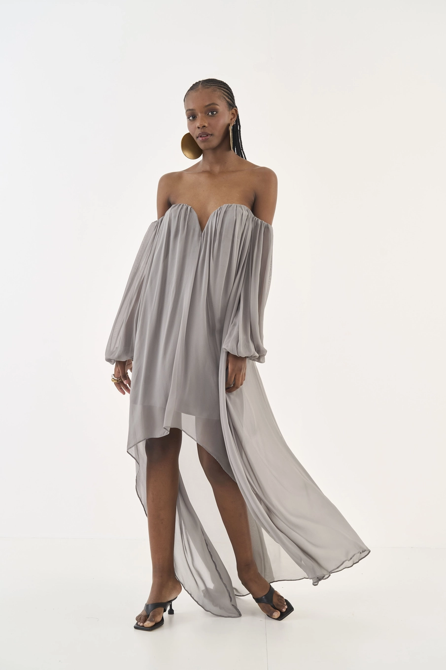 Vestido Mullet Ombro A Ombro Fluido Cinza