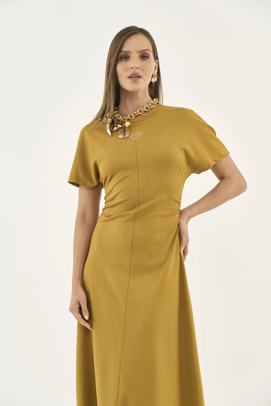 Vestido Midi Acinturado Marrom Ebbela