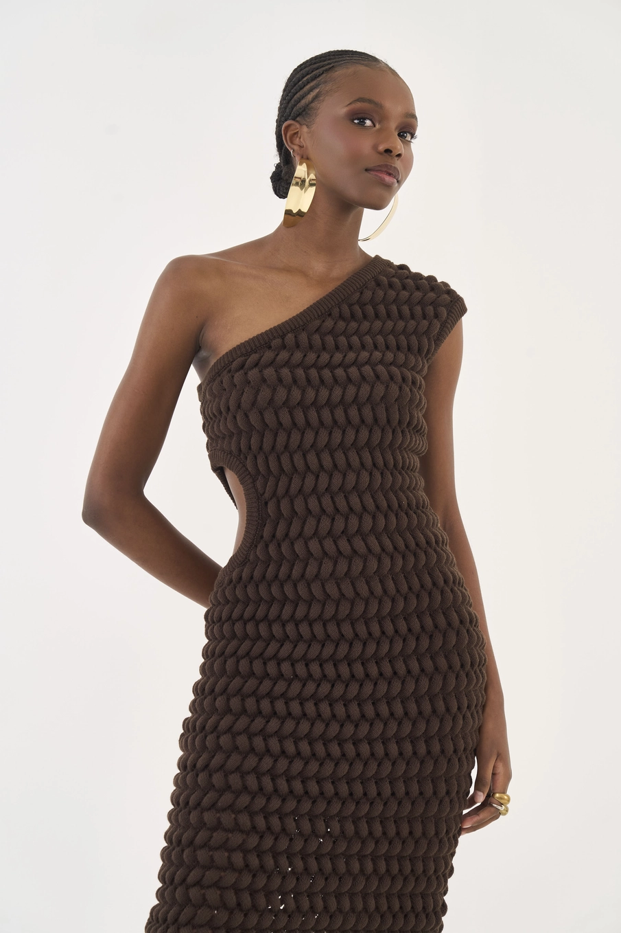Vestido Slim Cut Out Em Tricô Marrom