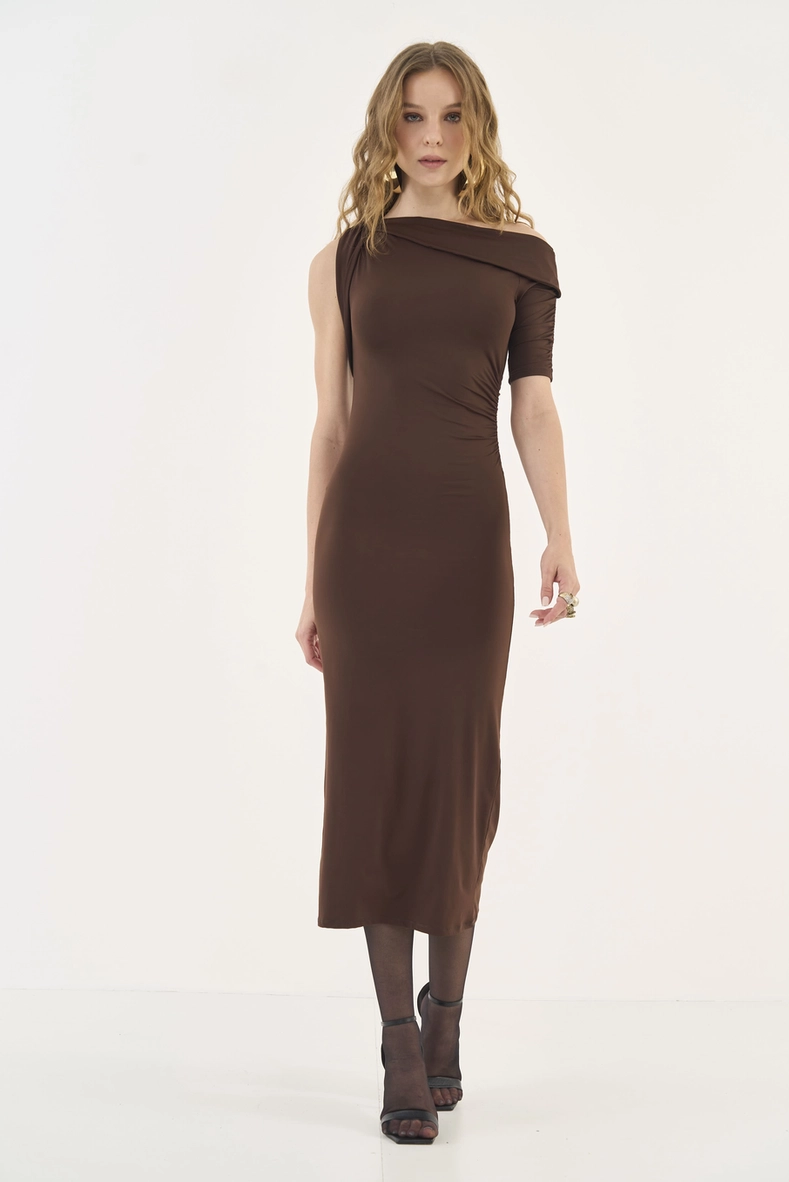 Vestido Midi Slim Assimétrico