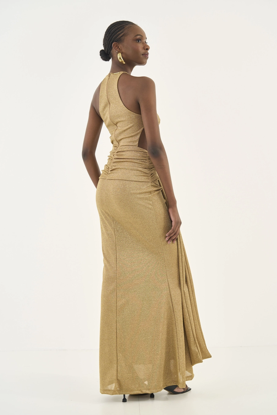 Vestido Metalizado Longo Drapeado Com Torção Dourado