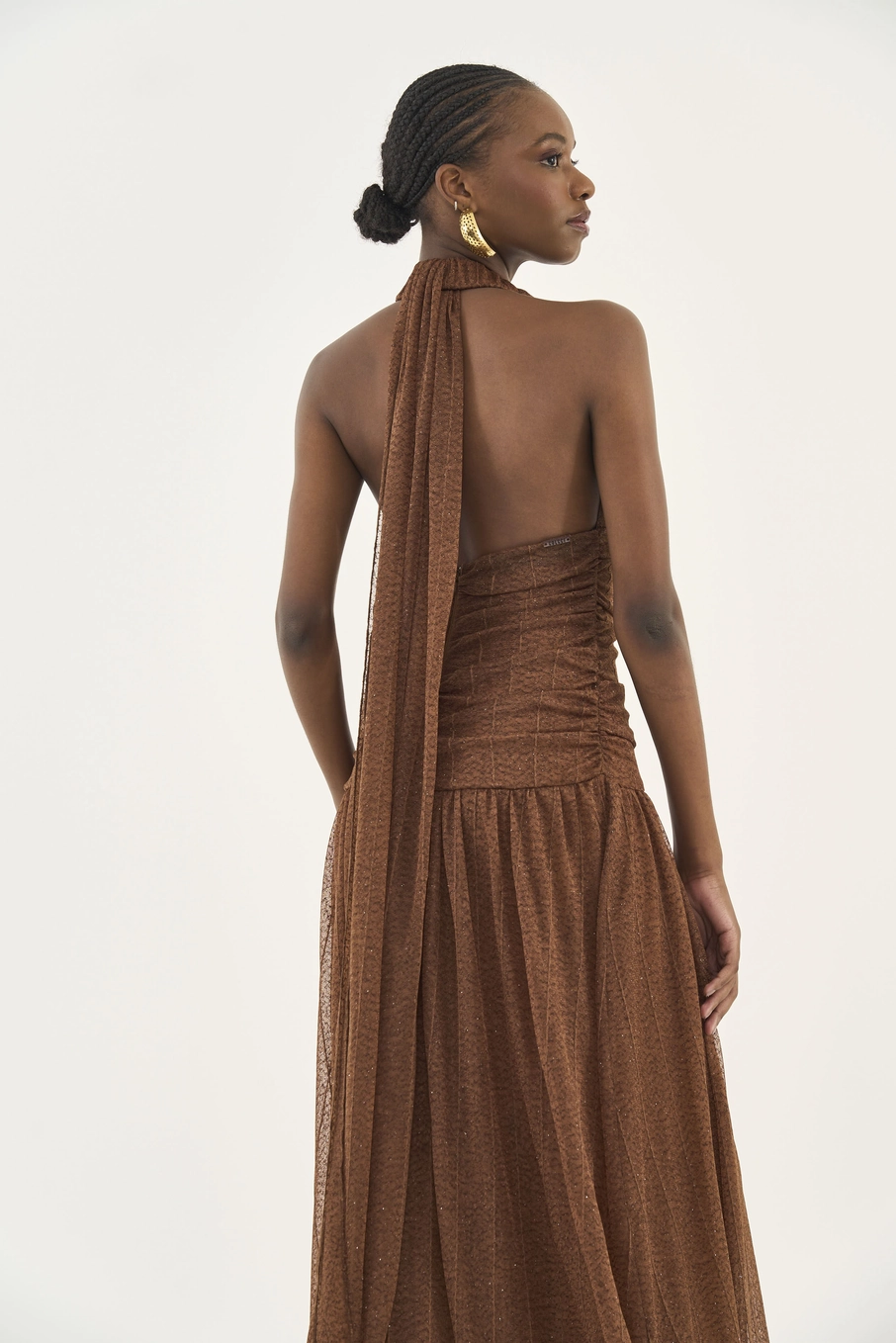 Vestido Longo Acinturado Com Transparência Marrom