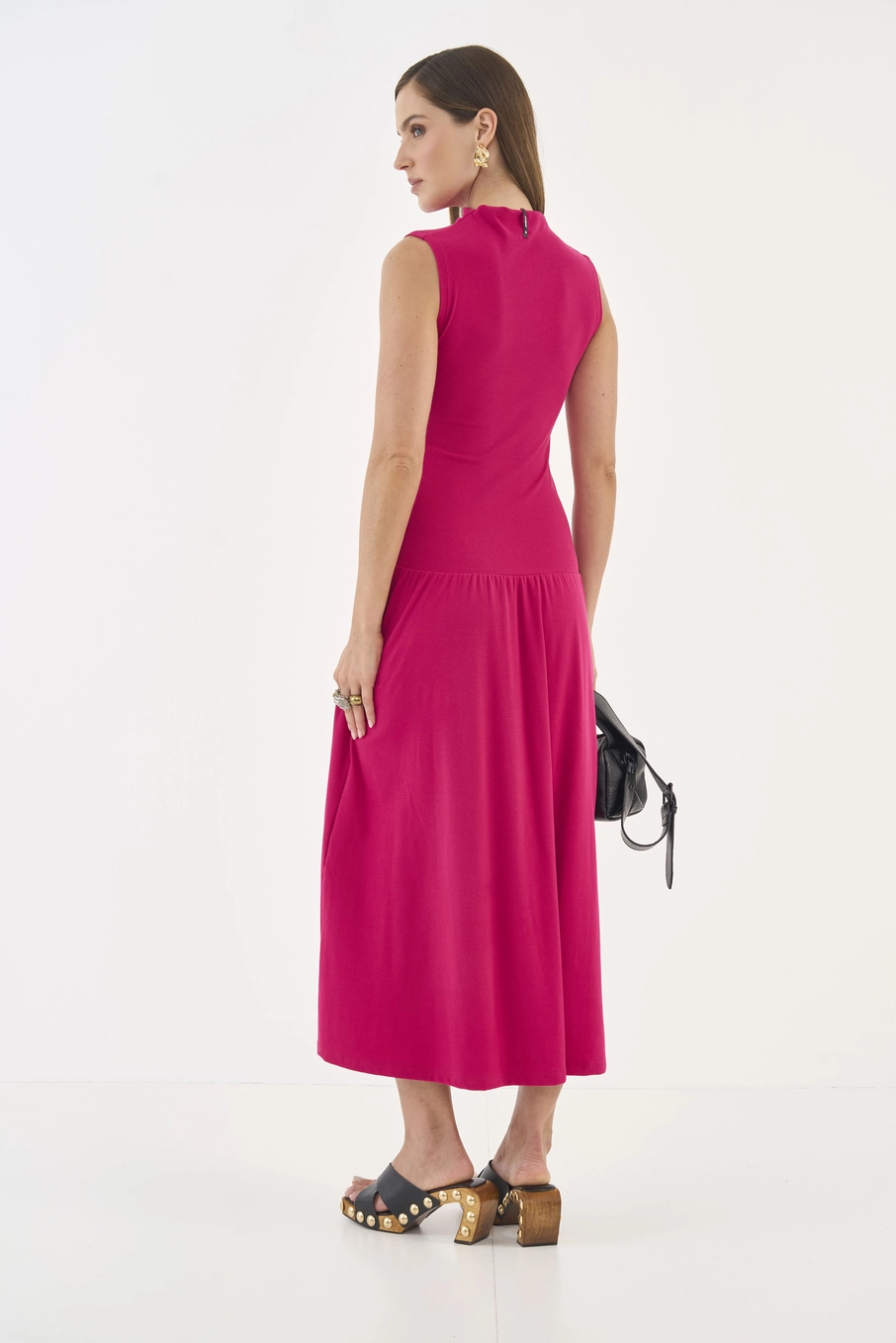 Vestido Midi Evasê Com Franzido Rosa Timeless