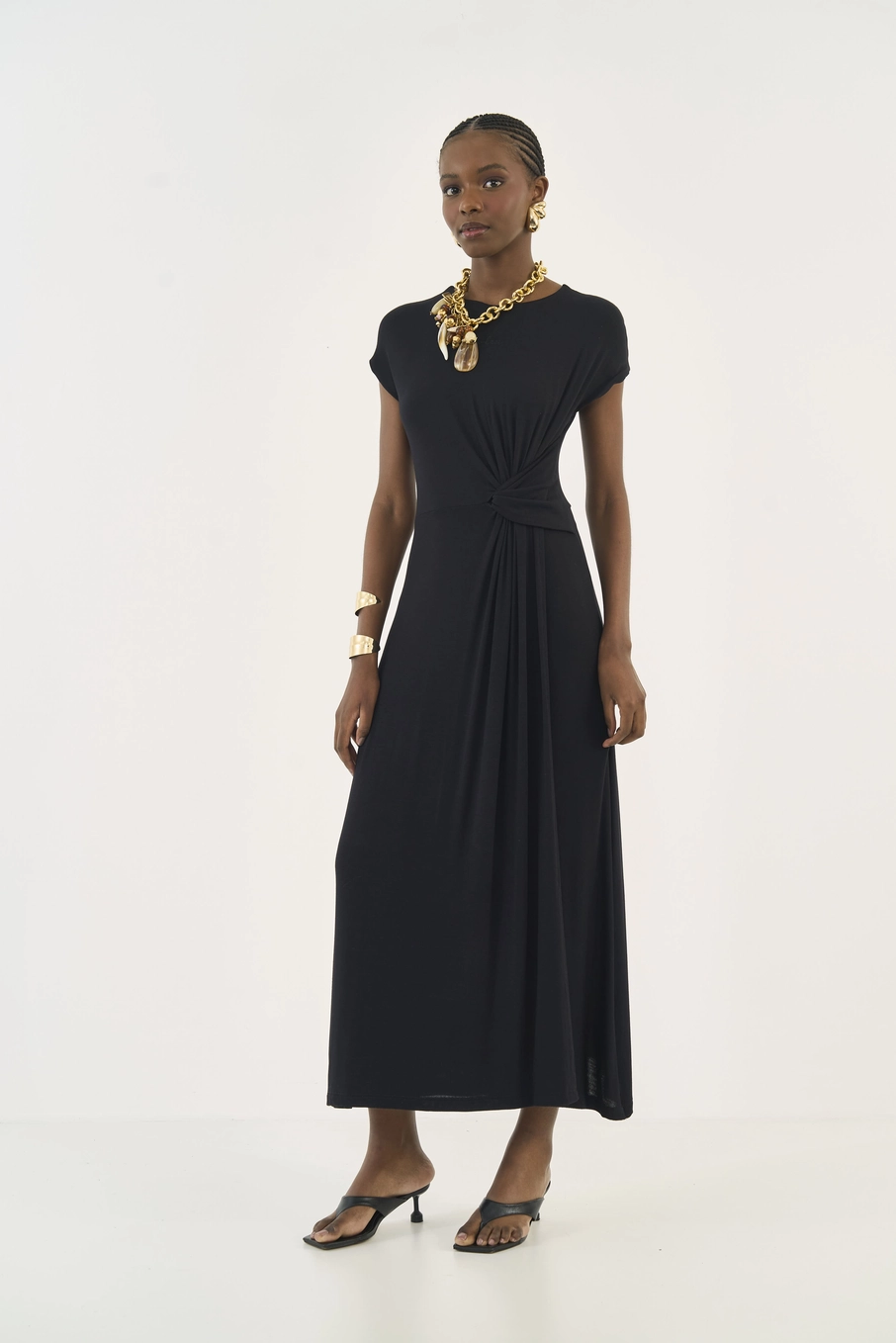 Vestido Comfort Midi Com Drapeado Preto