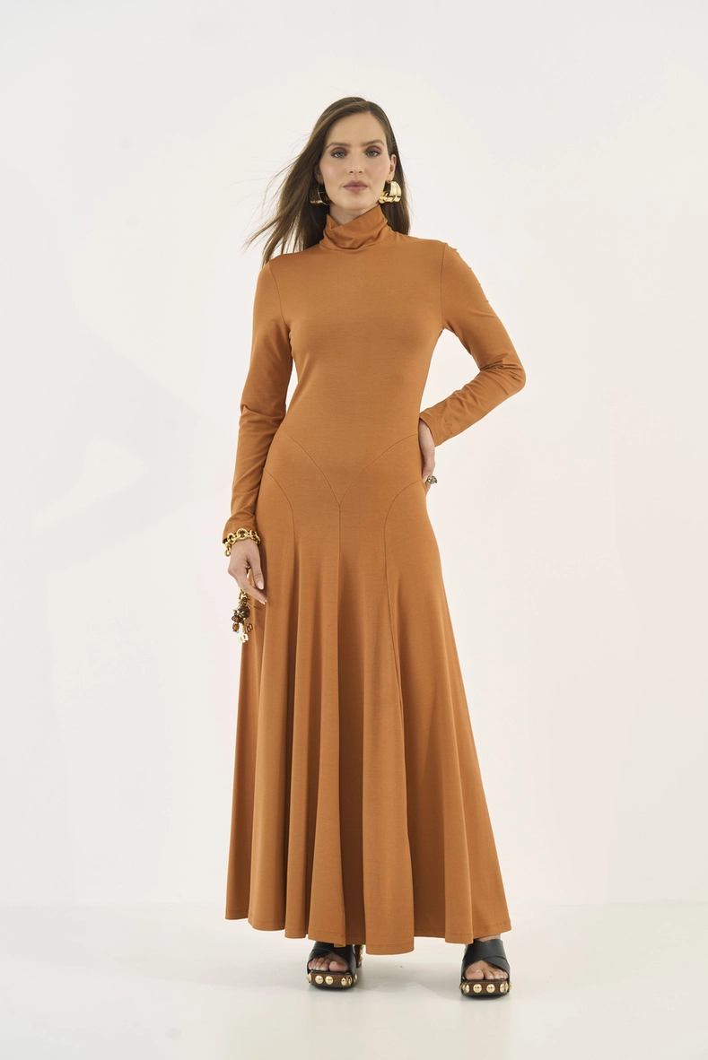 Vestido Longo Slim Manga Longa Gola Alta