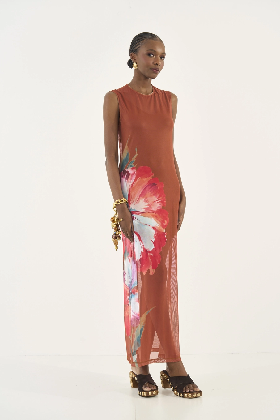 Vestido Midi Em Tule Com Estampa Floral Marrom