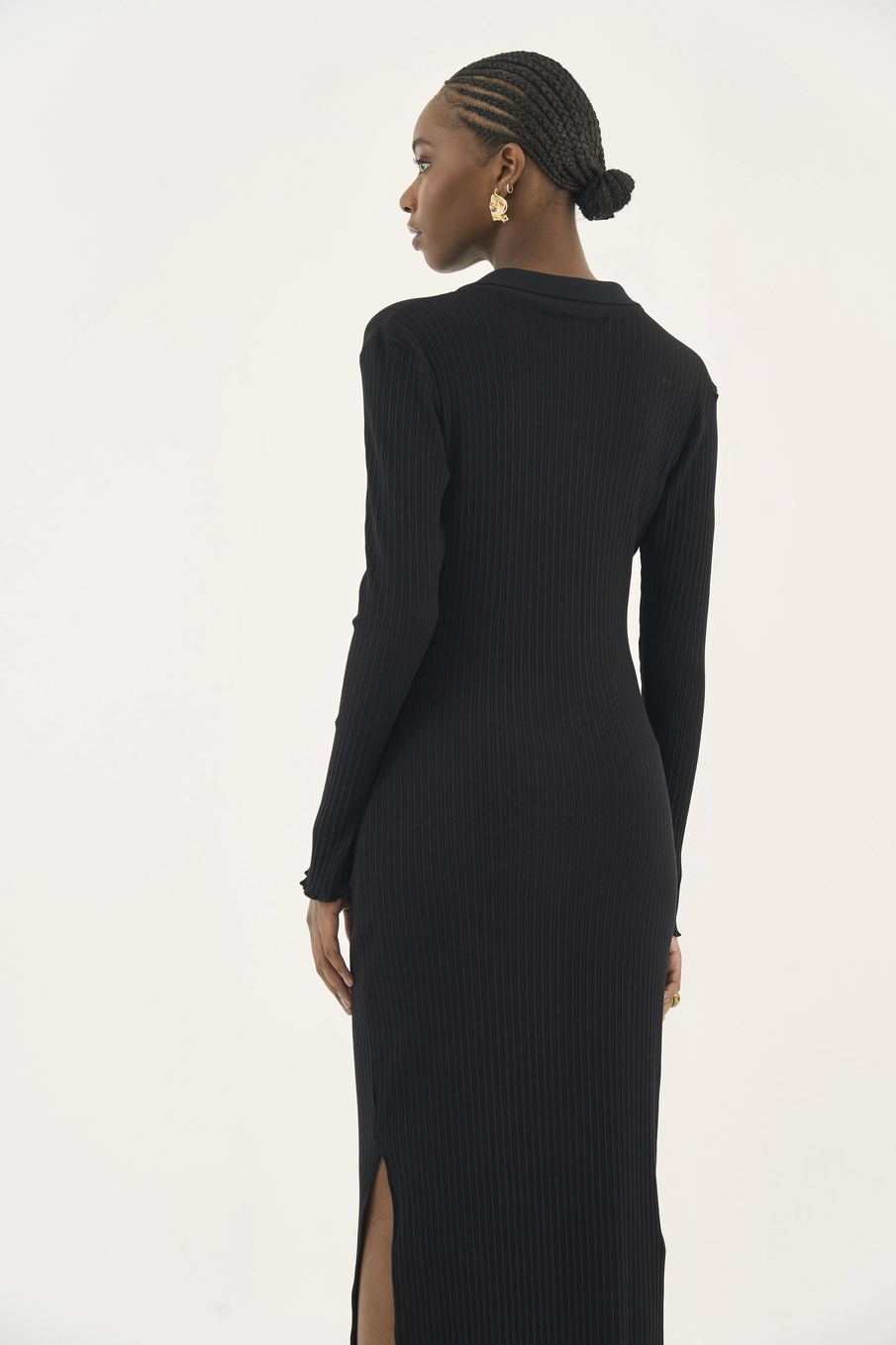 Vestido Slim Canelado Longo Manga Longa Com Fenda Preto