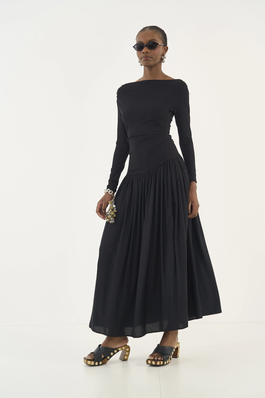 Vestido Slim Com Franzido Manga Longa Preto