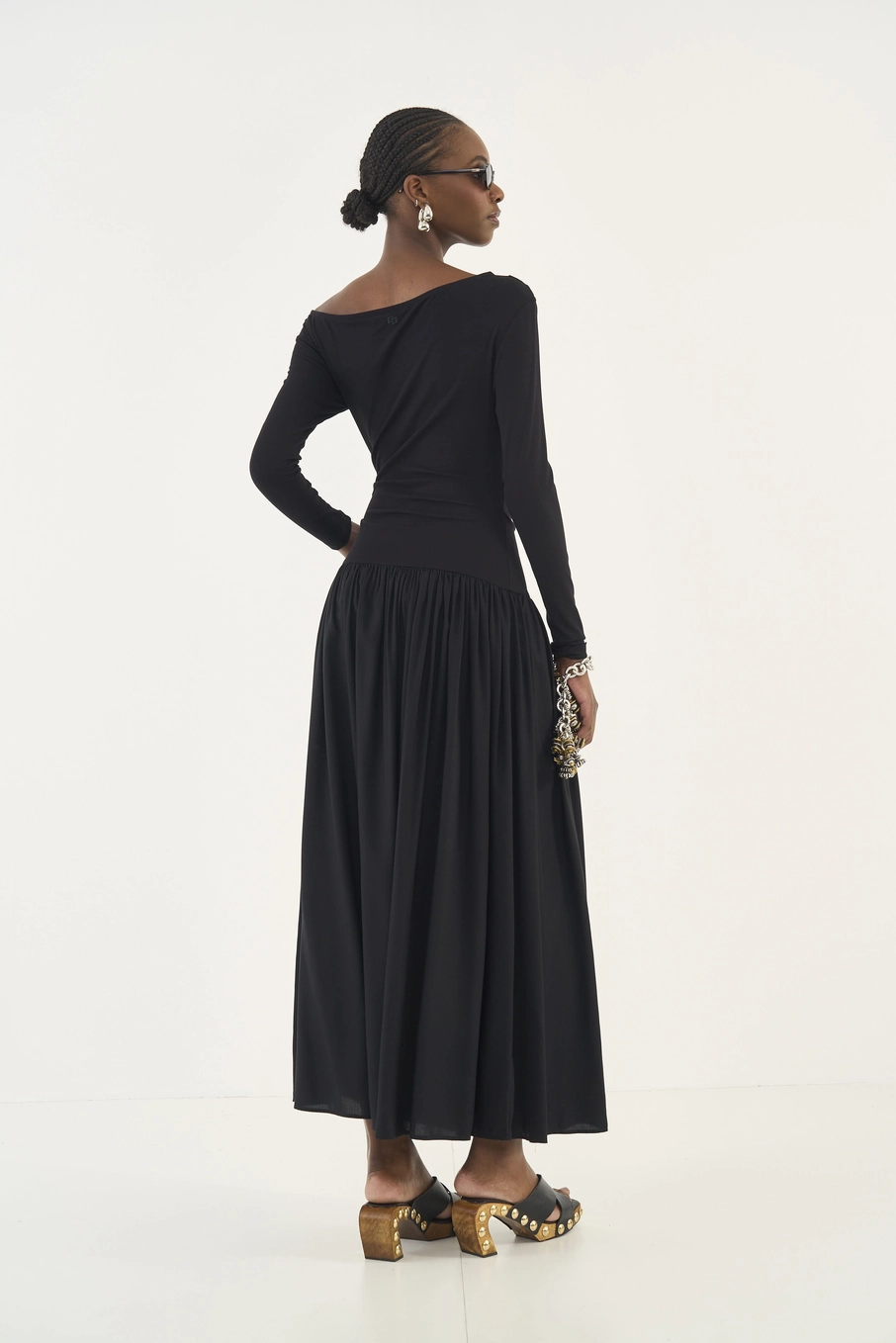 Vestido Slim Com Franzido Manga Longa Preto