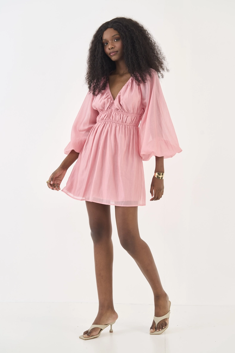 Vestido Solto Com Mangas Bufantes