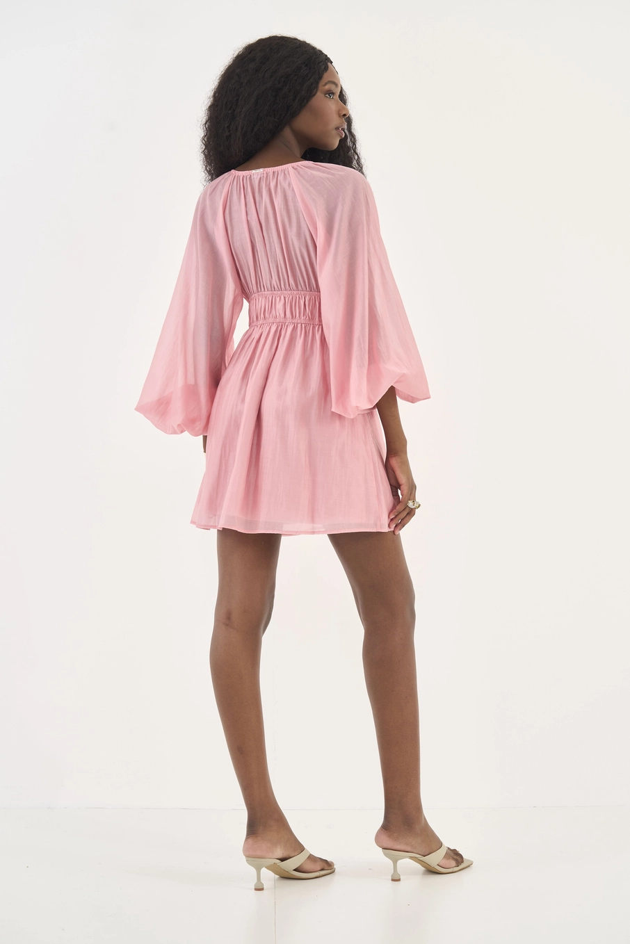 Vestido Solto Com Mangas Bufantes Rosa