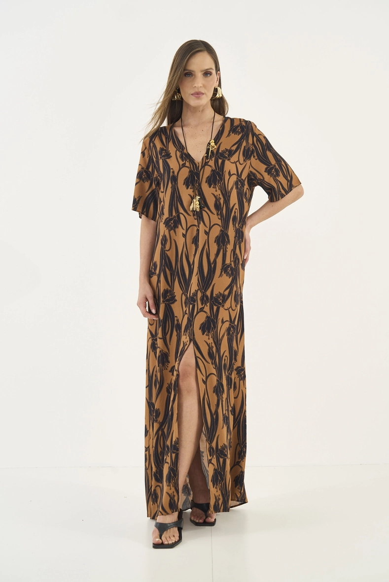 Vestido Longo Estampado Com Fenda Frontal