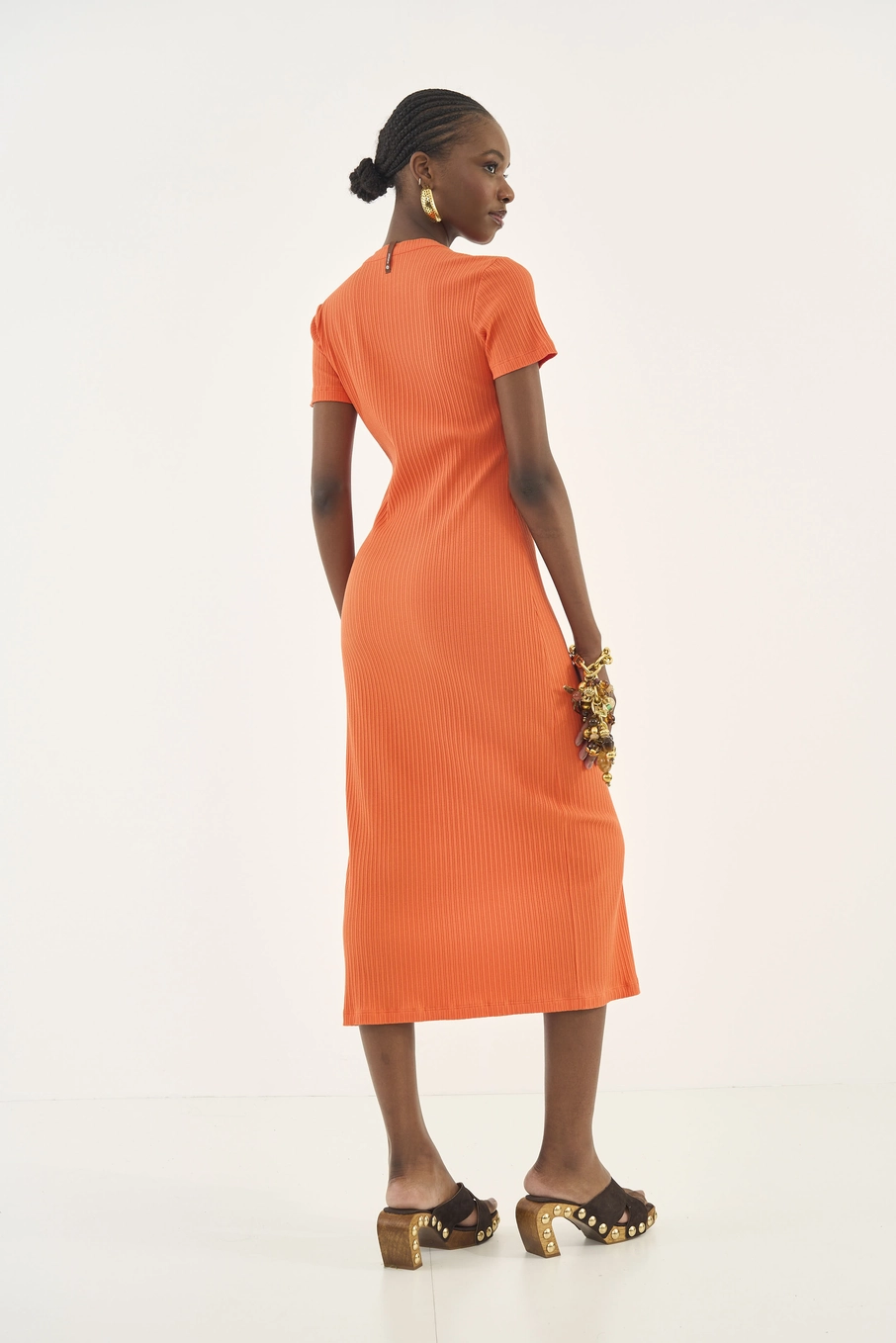 Vestido Midi Canelado Comfy Com Fenda Frontal Laranja