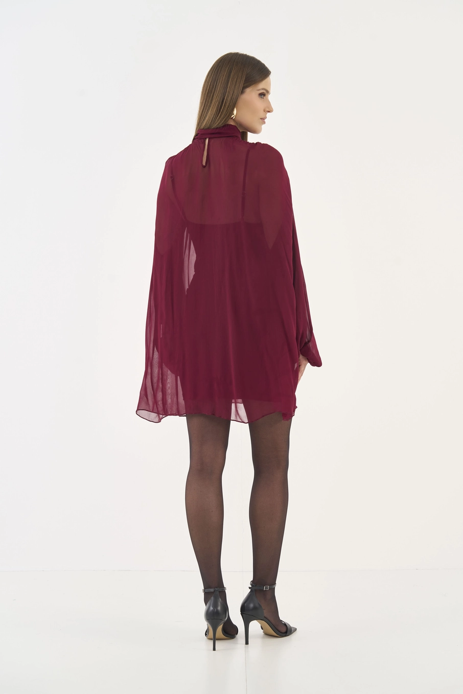 Vestido Fluido Manga Longa Com Amarração Bordô