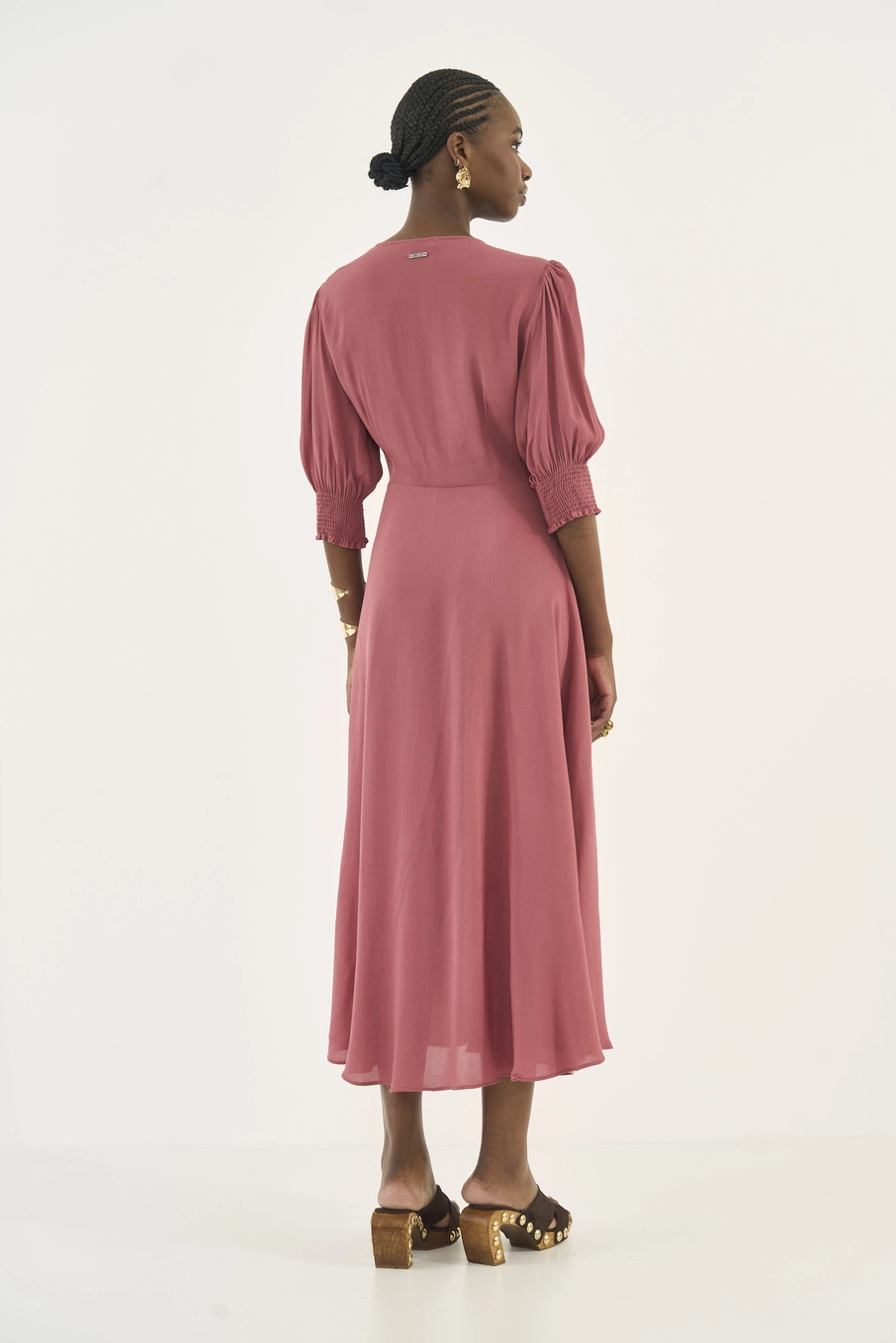 Vestido Midi Fluido Com Amarração Rosa