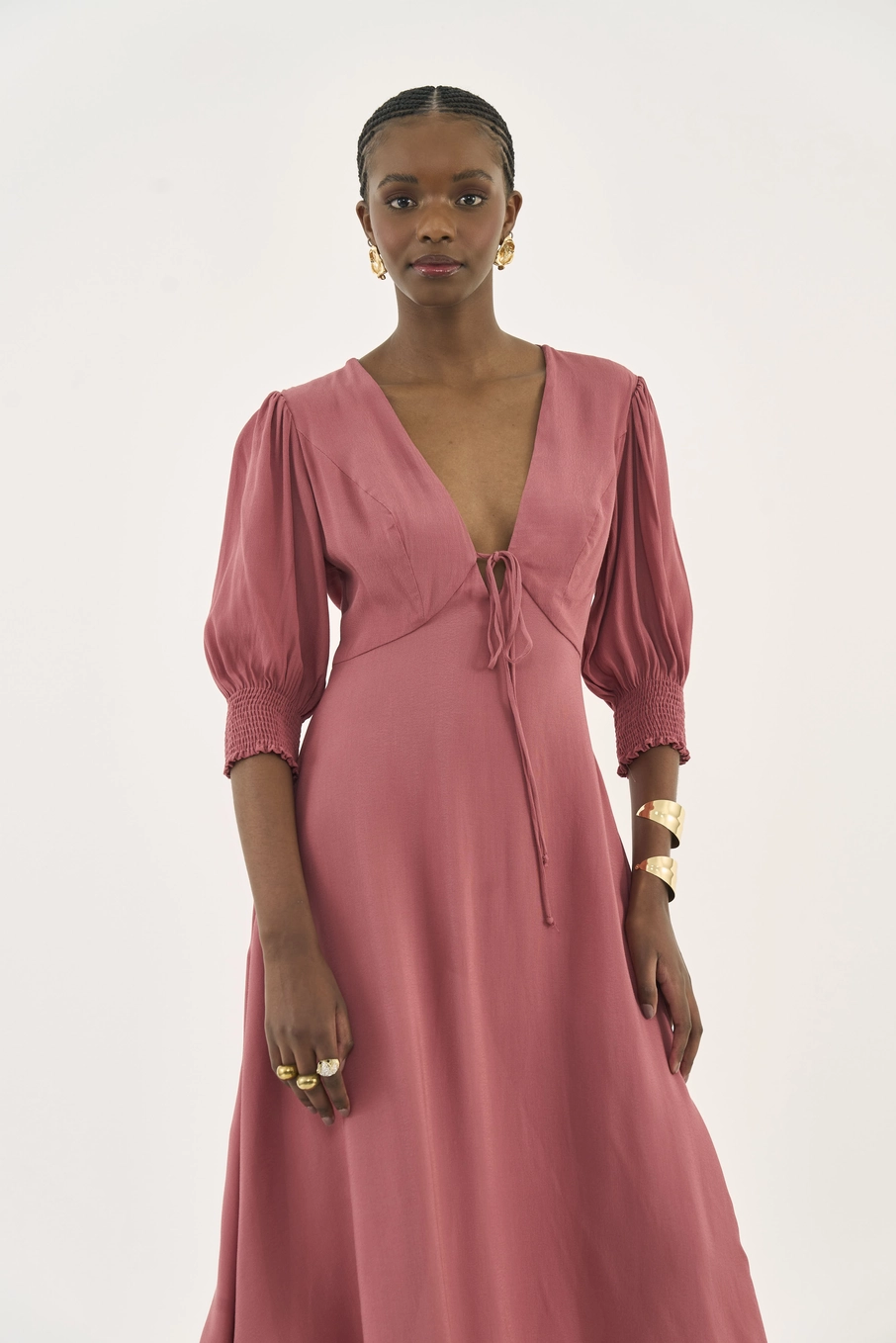 Vestido Midi Fluido Com Amarração Rosa