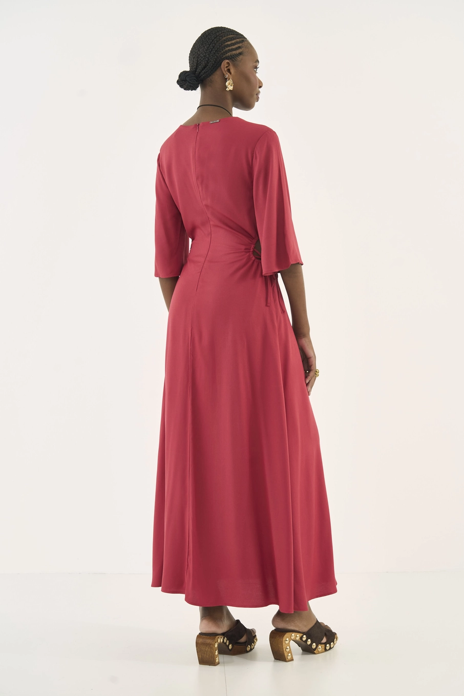 Vestido Midi Acinturado Cut Out Vermelho