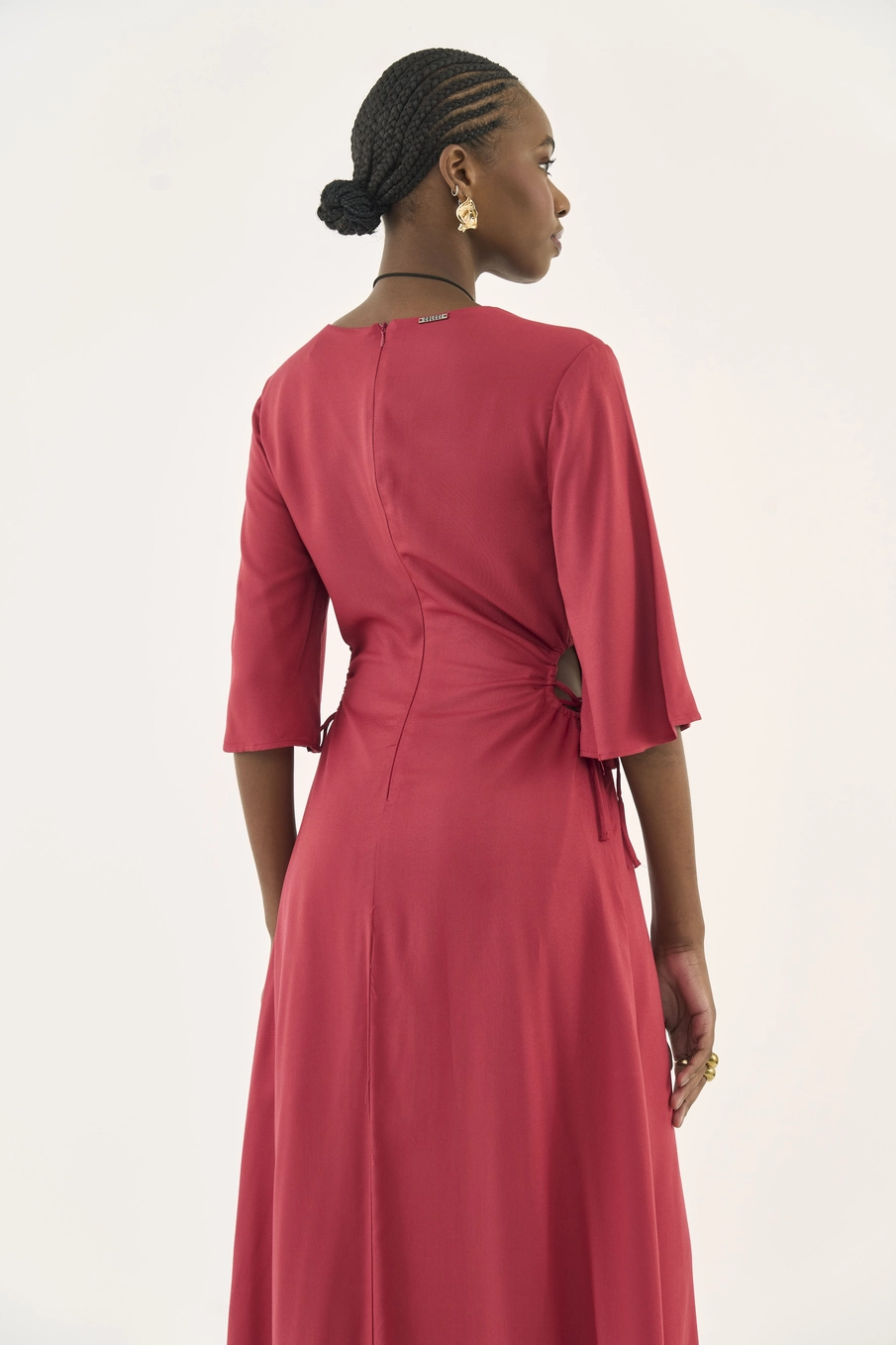 Vestido Midi Acinturado Cut Out Vermelho