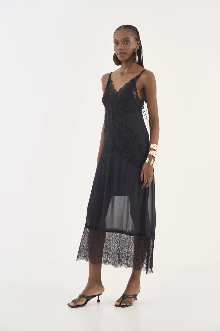 Vestido Detalhe Renda Preto