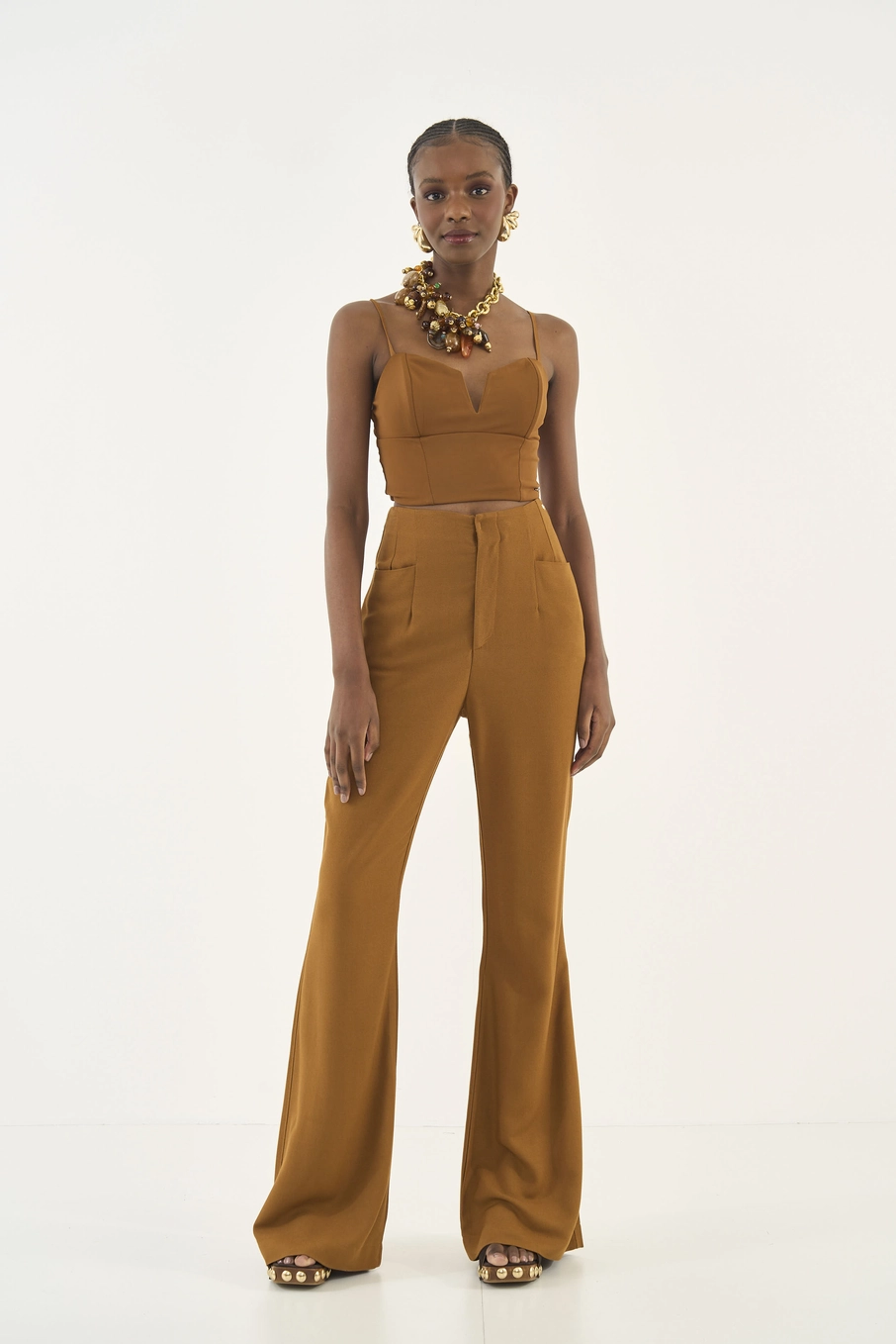 Top Slim Estruturado Marrom